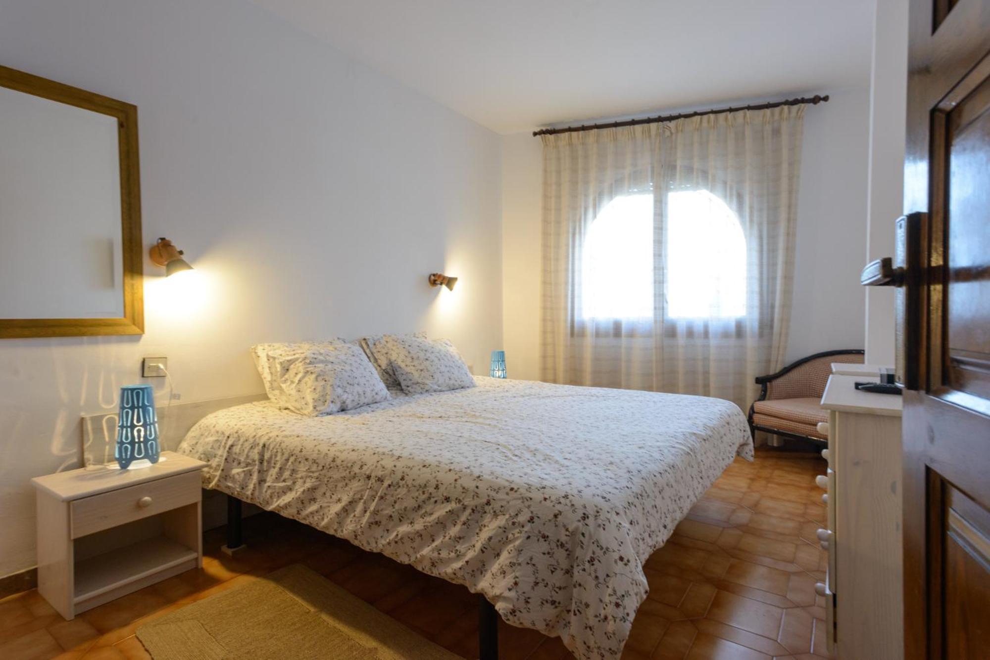 Appartement Rez De Jardin Emplacement #1 إمبوريابرافا المظهر الخارجي الصورة