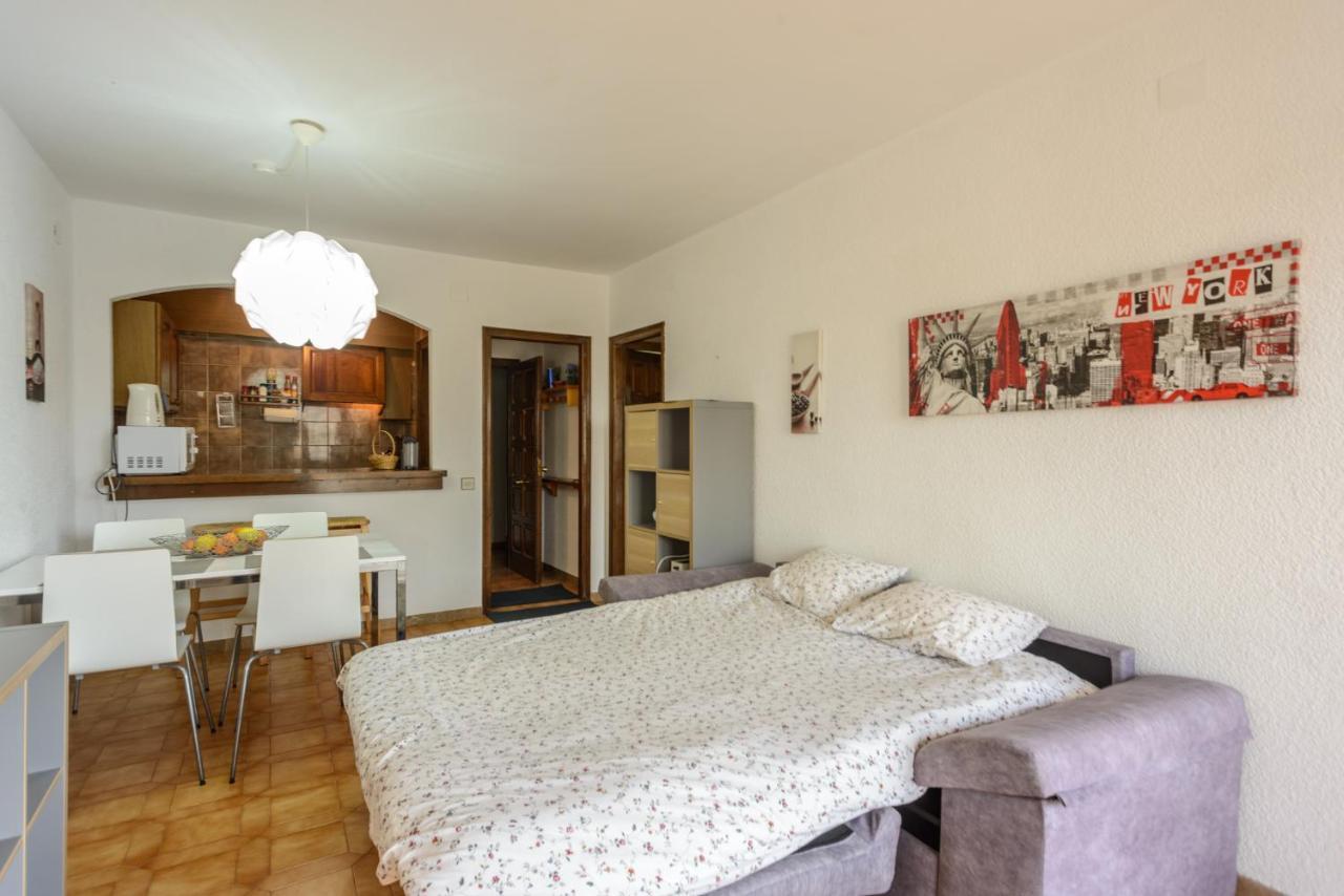 Appartement Rez De Jardin Emplacement #1 إمبوريابرافا المظهر الخارجي الصورة